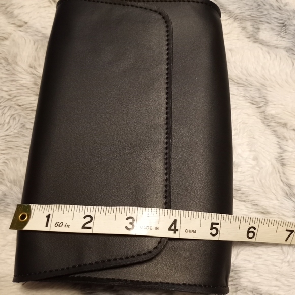 October Jaipur Clutch - Picture 8 of 10